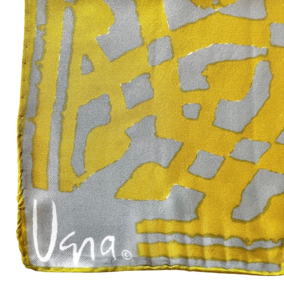 VINTAGE 1960’s VERA NEUMANN Silk Rayon Mandala Scarf - Picture 9 of 11